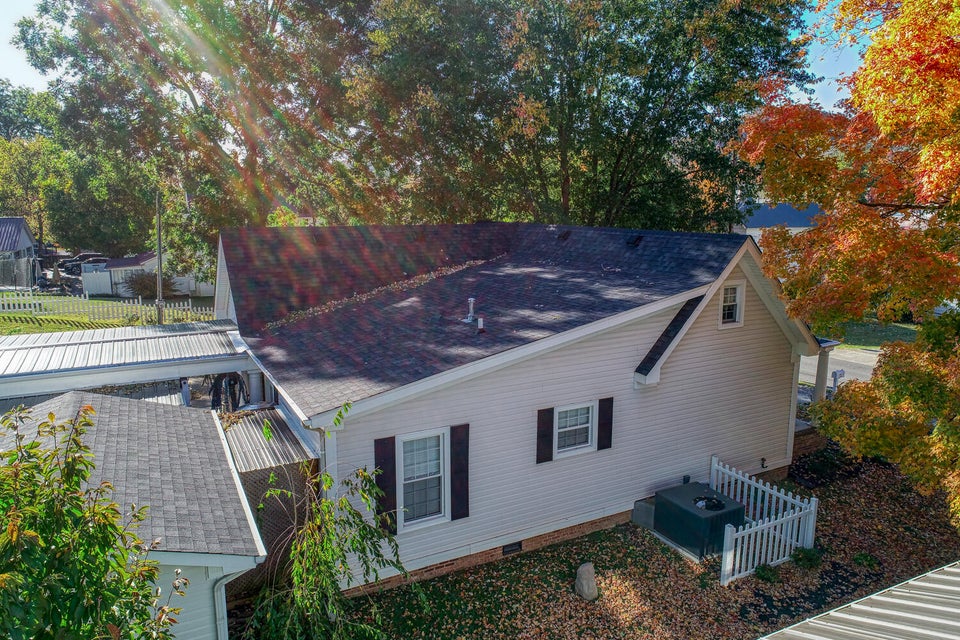 Photo #9: 308 E Mckinney Avenue