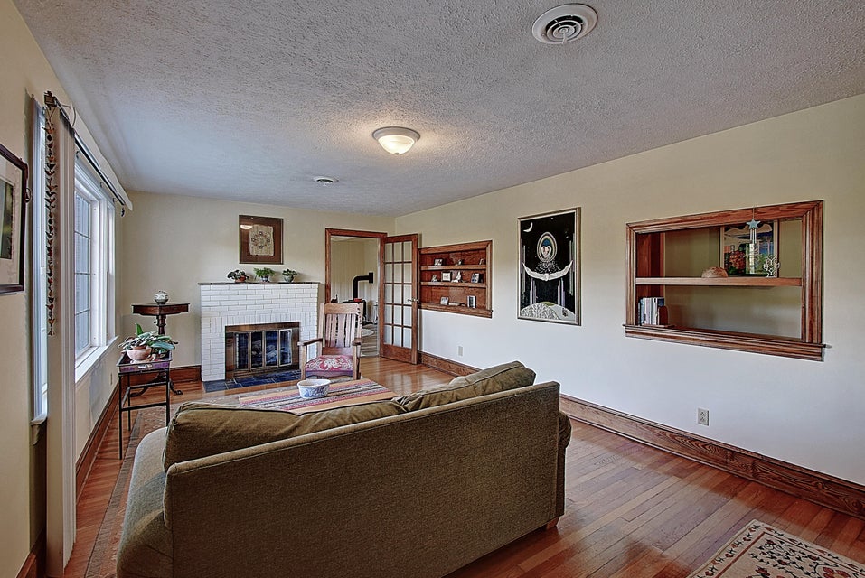 Photo #9: 1840 G Street