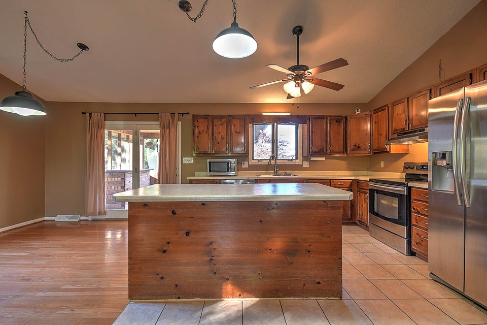 Photo #11: 4111 Bradford Lane