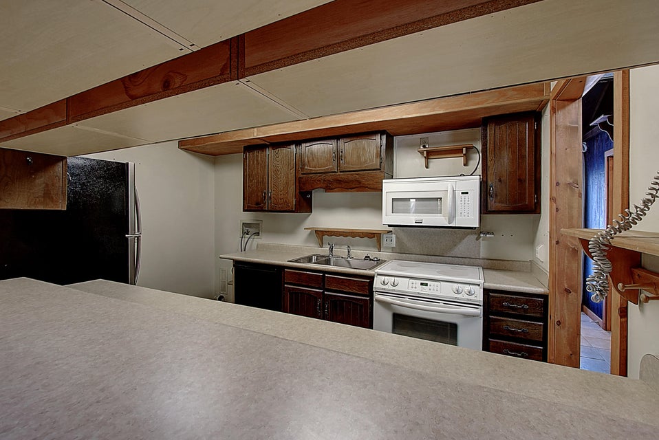 Photo #18: 780 Hamilton Road