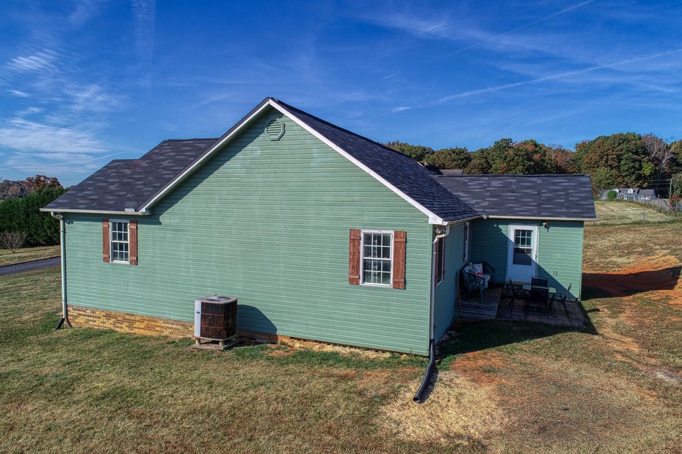 Photo #46: 150 Murphy Road