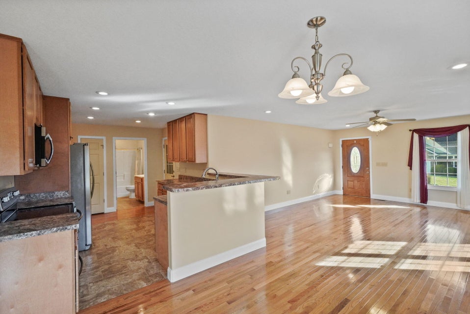 Photo #4: 241 Sweetgrass Lane
