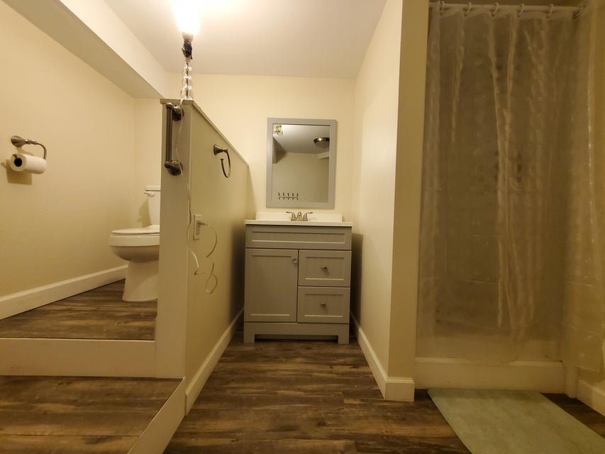 Photo #31: 804 Mosby Street