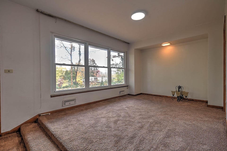 Photo #9: 1124 Castile Avenue