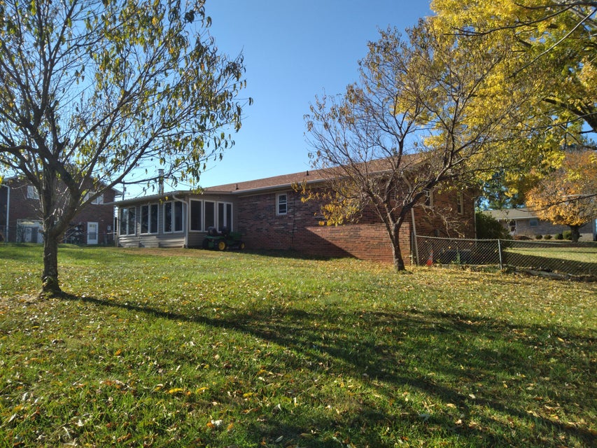 Photo #7: 356 Sycamore Drive