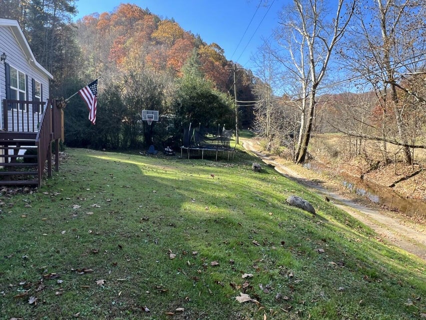 Photo #5: 190 Independence Drive