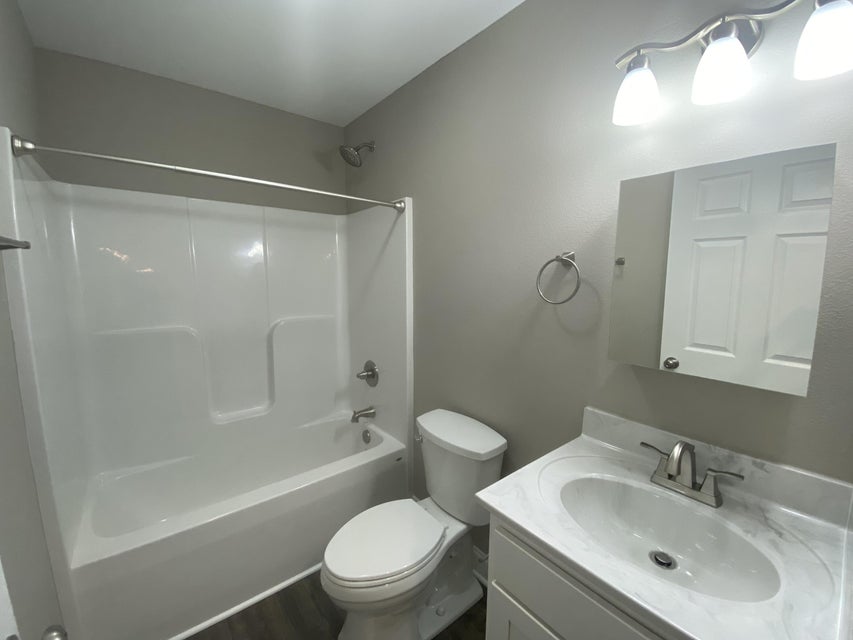 Photo #19: 218 Gilbert Street