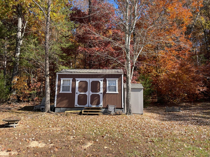 Photo #32: 560 Shellbark Road