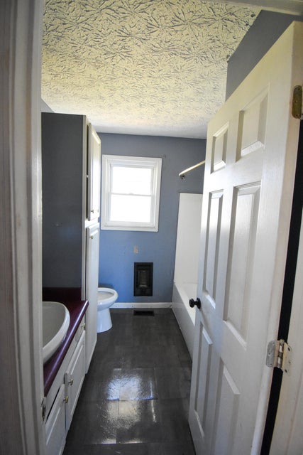Photo #14: 309 Reno St