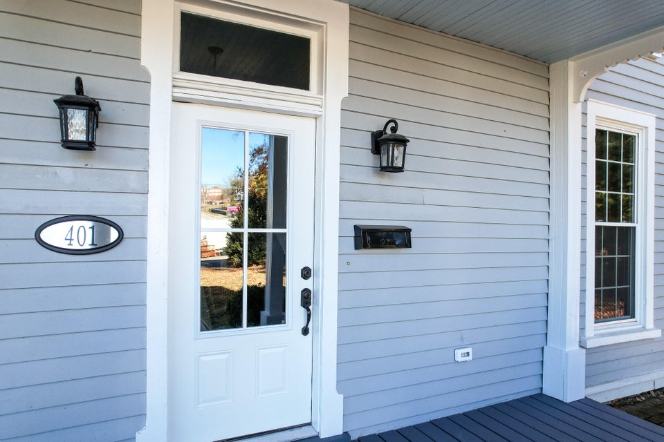 Photo #5: 401 Maple Avenue