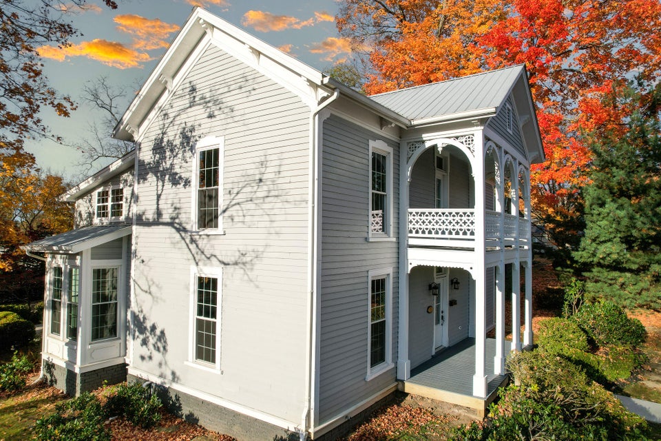 Photo #3: 401 Maple Avenue