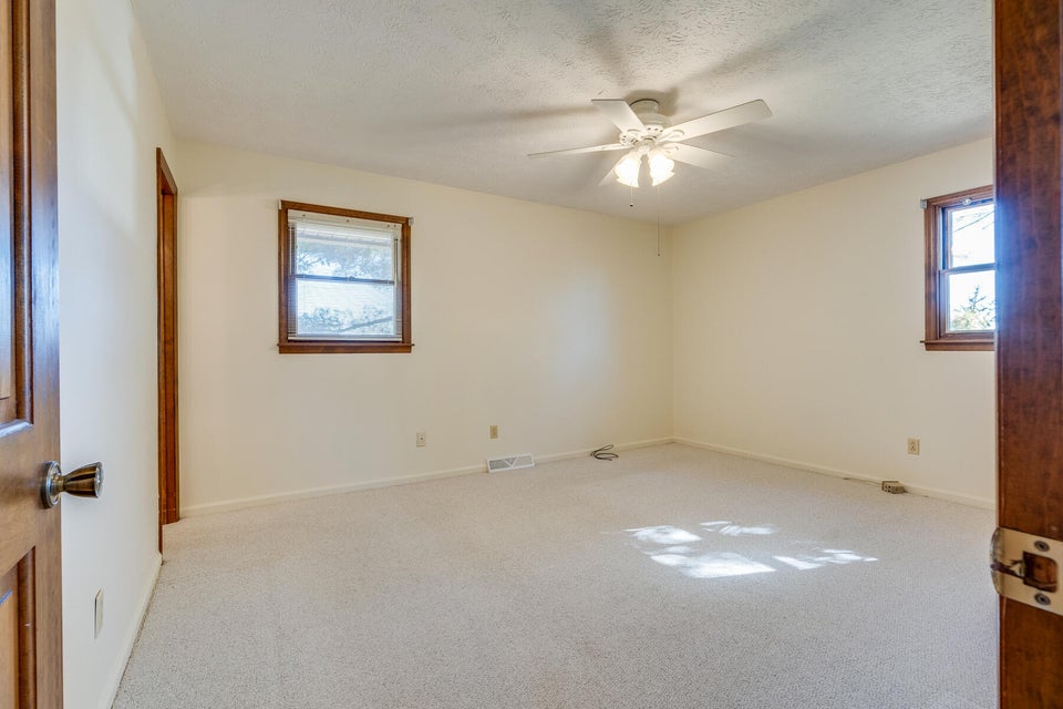 Photo #15: 212 Glendora Drive