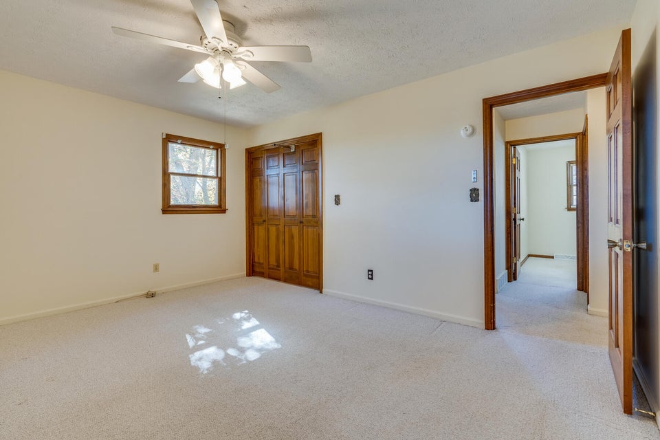 Photo #16: 212 Glendora Drive