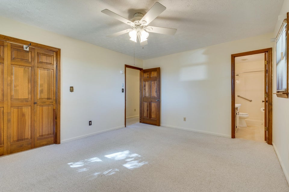 Photo #17: 212 Glendora Drive