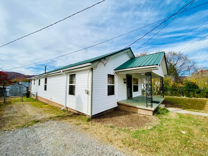 Photo #4: 713 Broyles Avenue