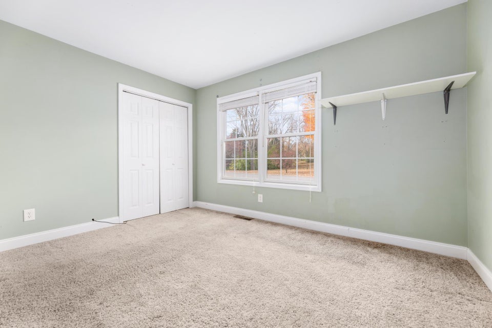 Photo #21: 9 Lynn Terrace Court