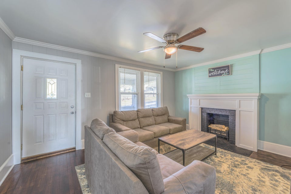 Photo #5: 216 Cedar Street
