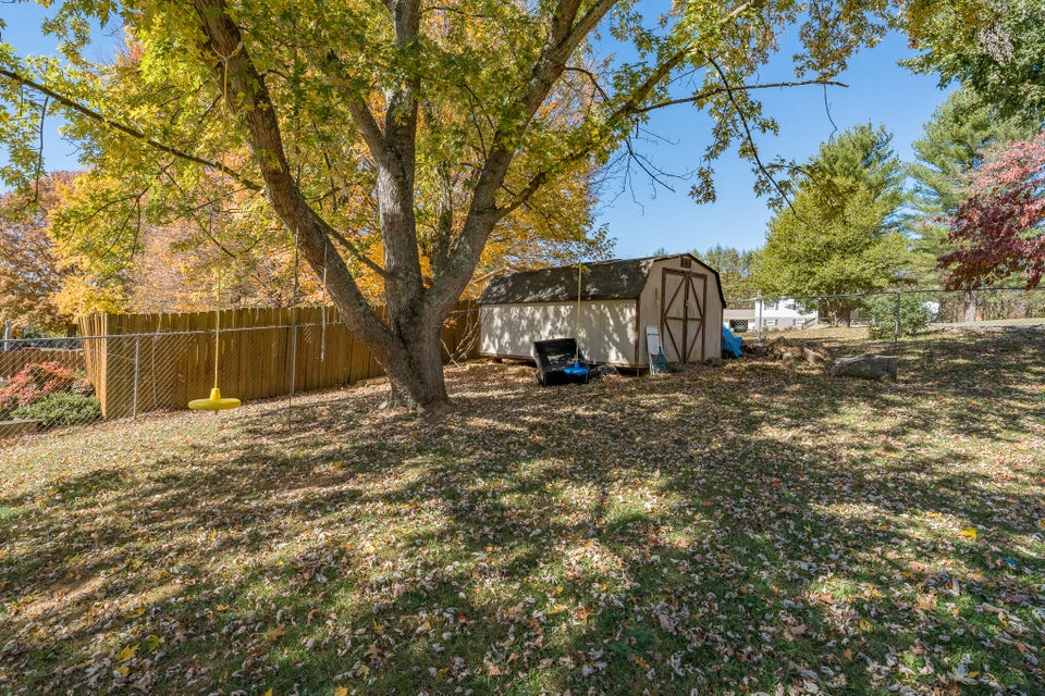 Photo #51: 4082 Spardale Street