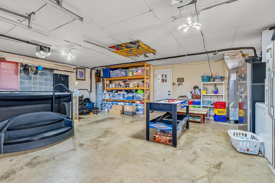 Photo #34: 4082 Spardale Street