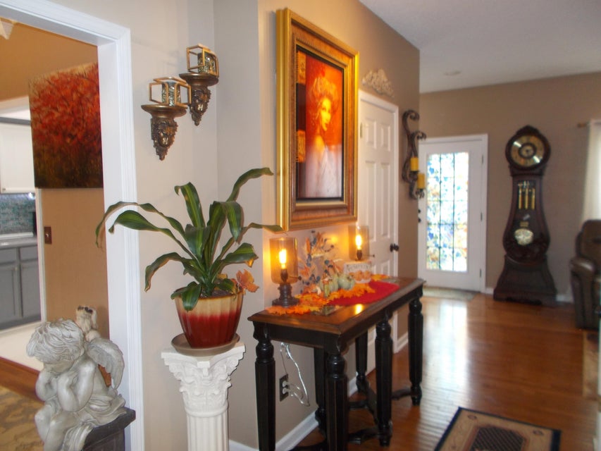 Photo #8: 1019 Meadow Brook Drive