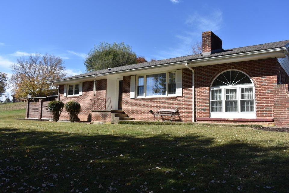 Photo #6: 147 Parsons Circle