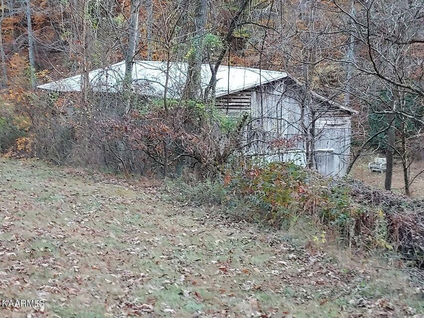 Photo #32: 742 Perry Livesay Road
