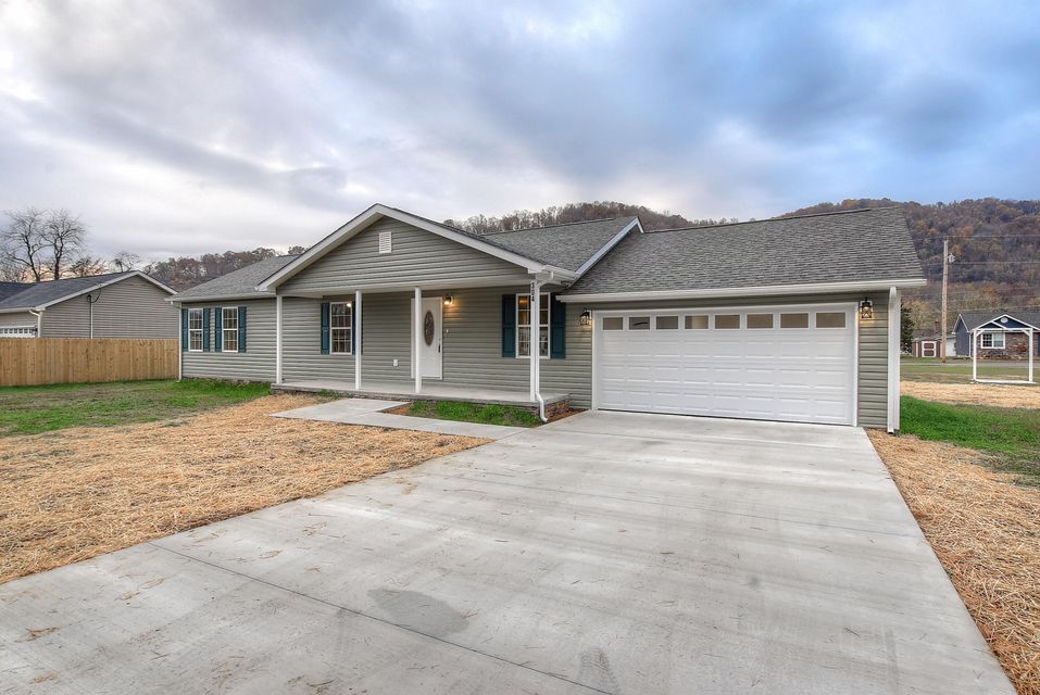 Photo #3: 304 Riverwood Circle
