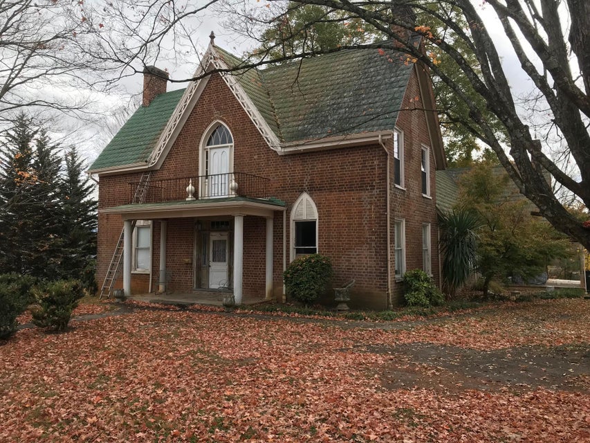 Photo #11: 403 Maple Avenue