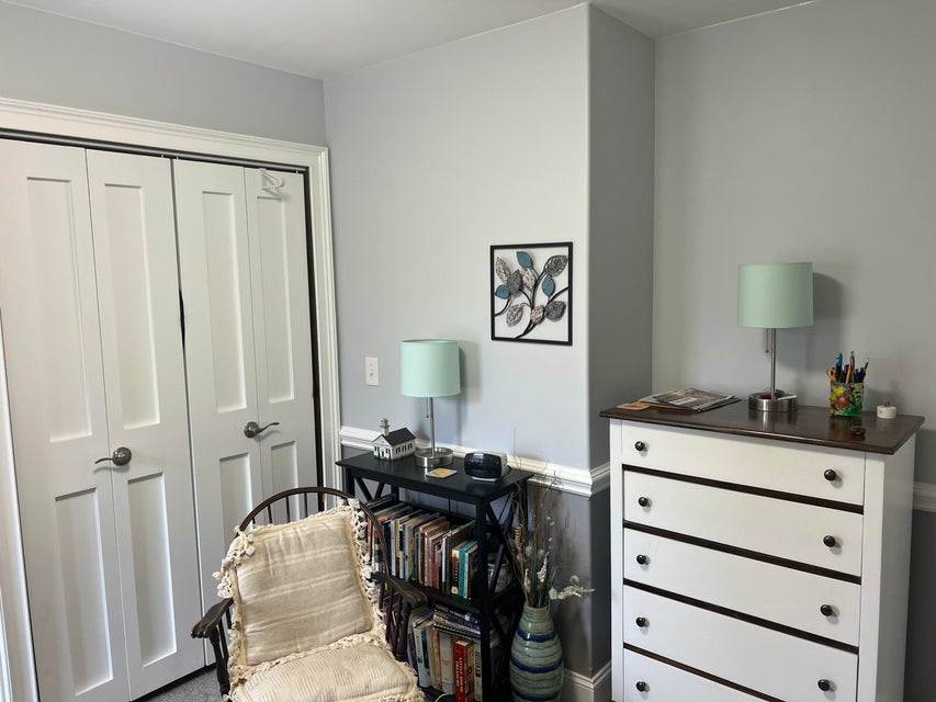 Photo #8: 418 Railroad Street