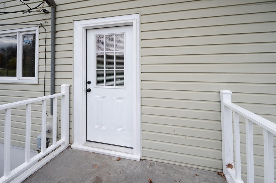 Photo #31: 221 Lynn Avenue