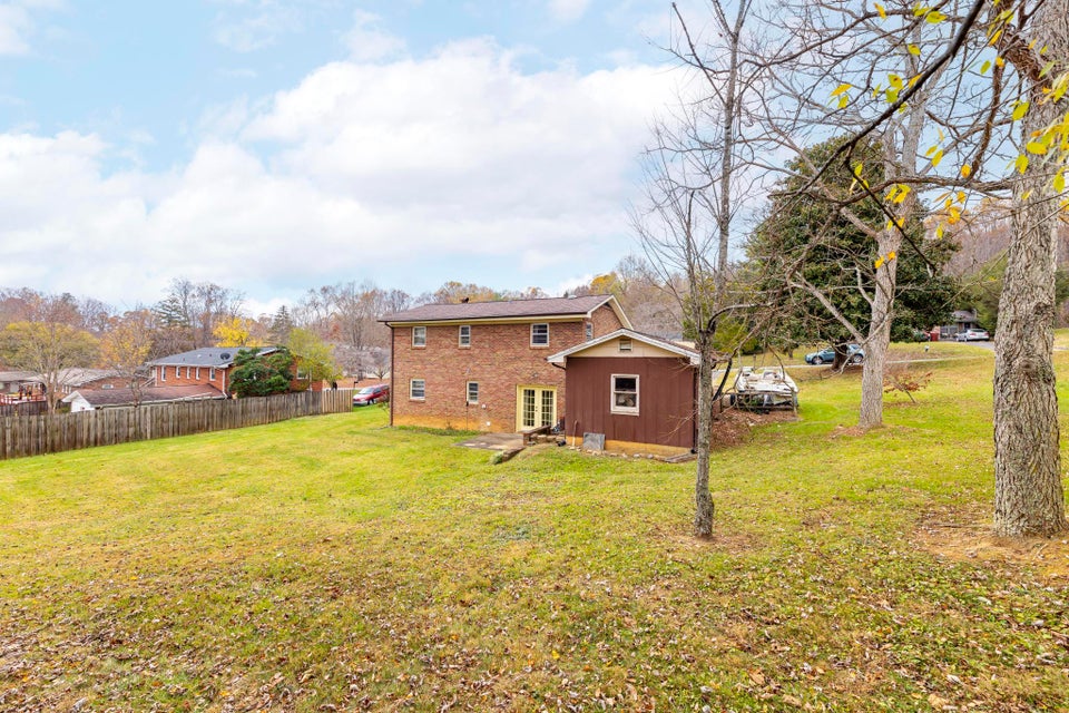 Photo #25: 1713 Mcclellan Drive
