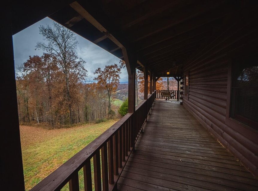 Photo #11: 556 Riverbluff Drive