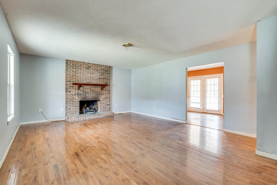 Photo #7: 2120 Brown Drive
