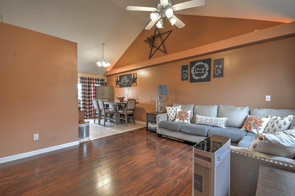 Photo #6: 116 River Bluff Way