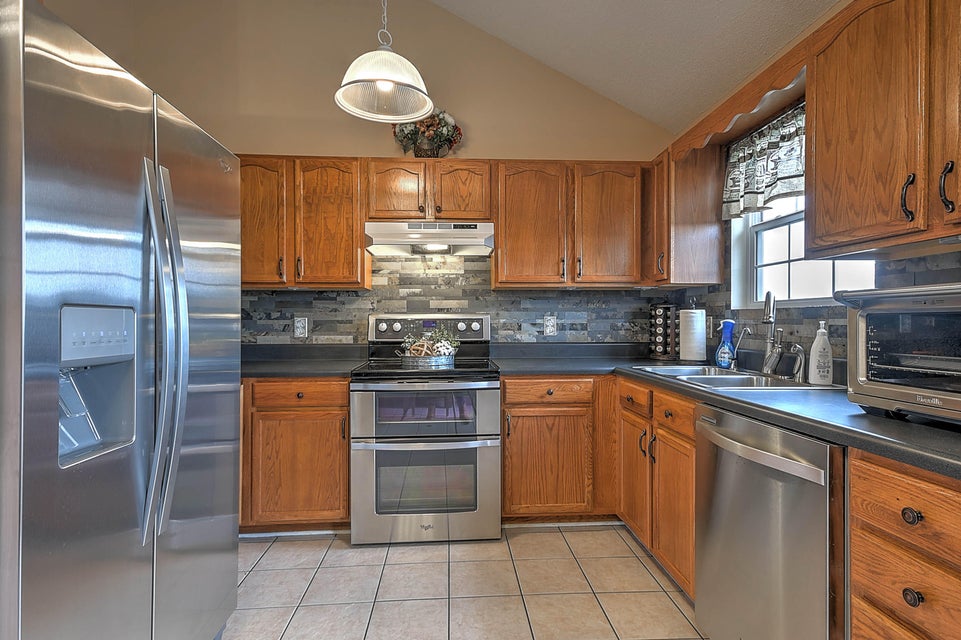 Photo #11: 116 River Bluff Way