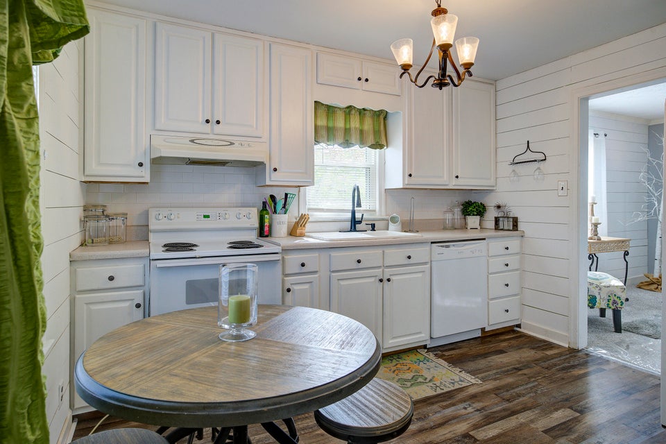 Photo #14: 1057 Moorland Avenue