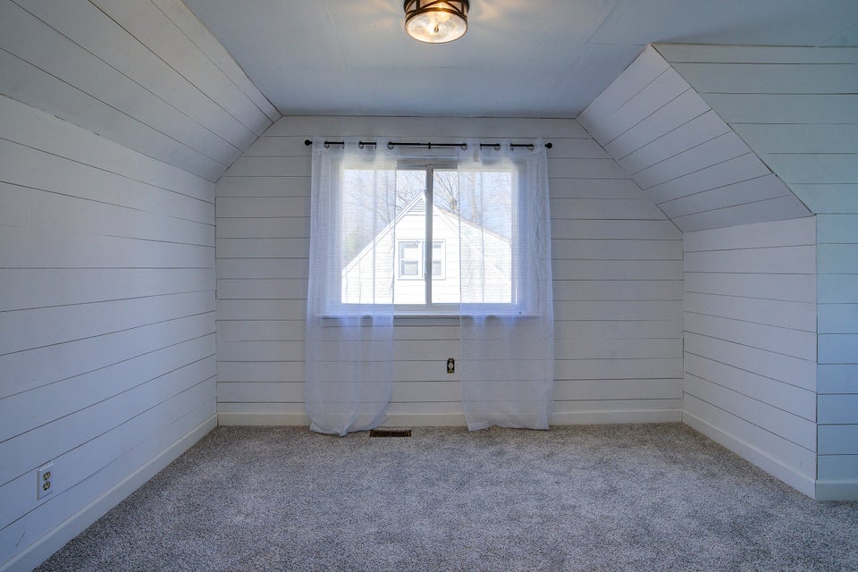 Photo #30: 1057 Moorland Avenue