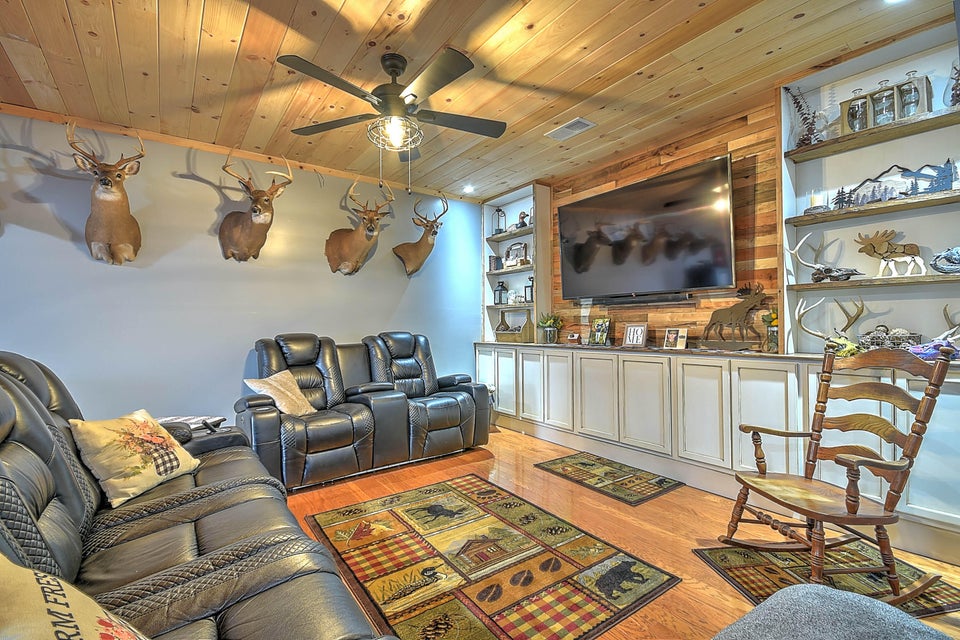 Photo #31: 488 Brookdale Drive