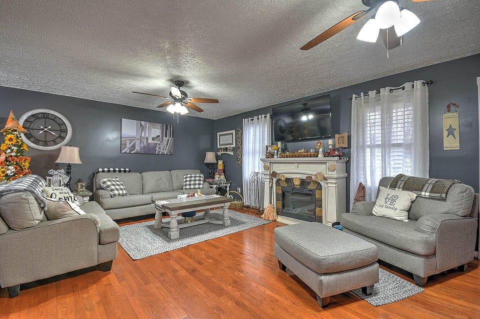 Photo #53: 488 Brookdale Drive