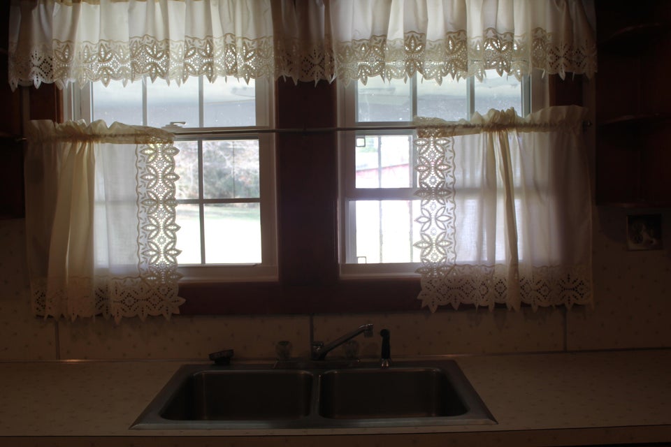Photo #6: 132 Hemlock Street