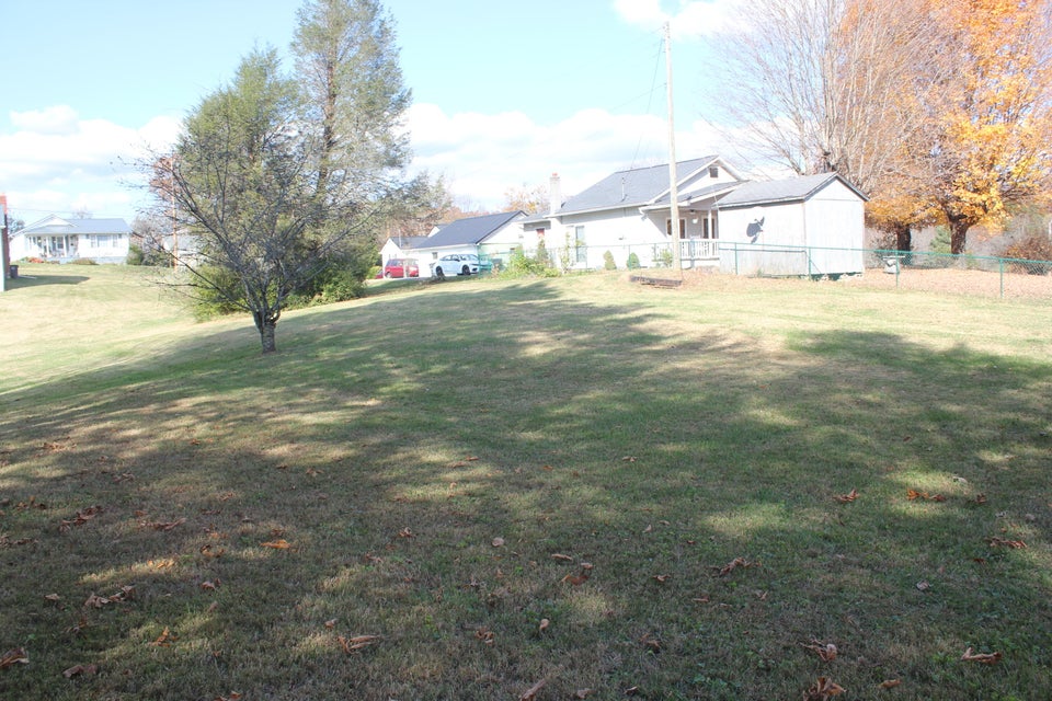 Photo #41: 132 Hemlock Street