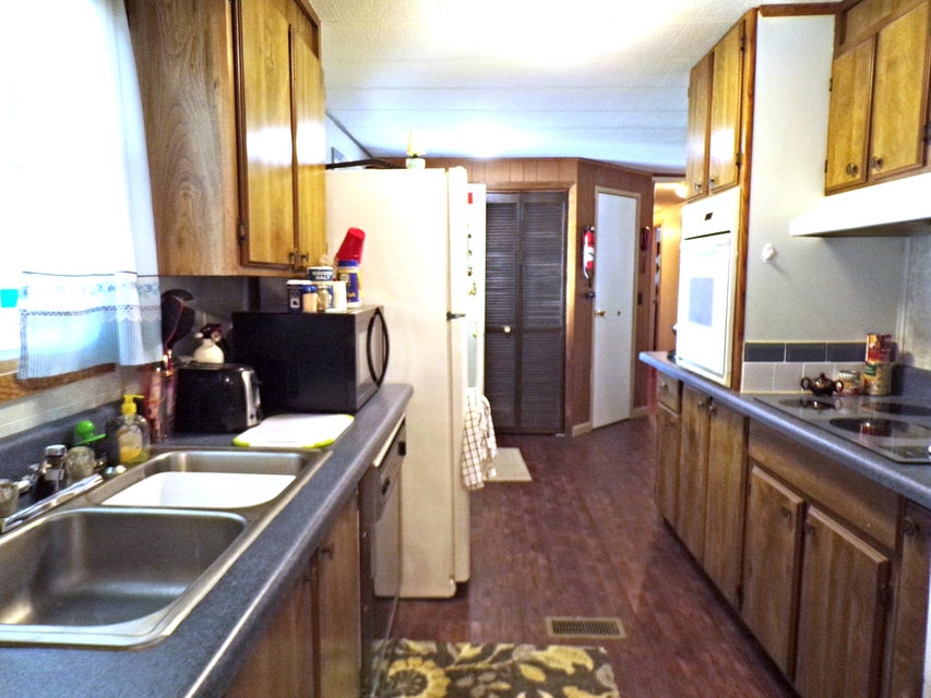 Photo #18: 403 Spruce Street