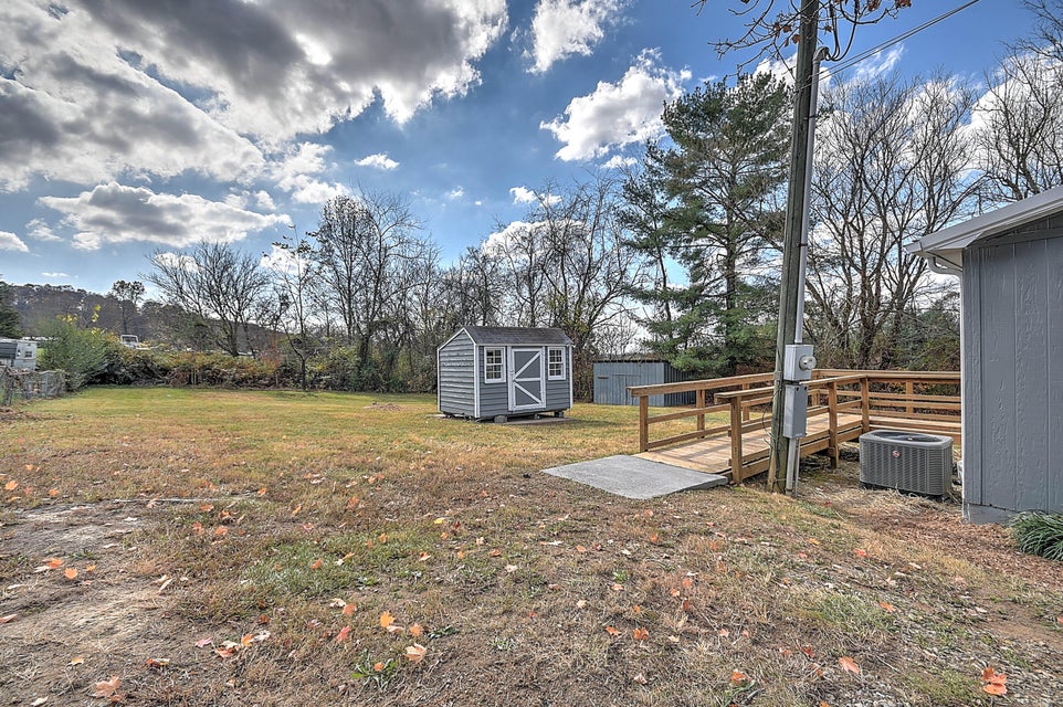 Photo #29: 403 New Hope Road