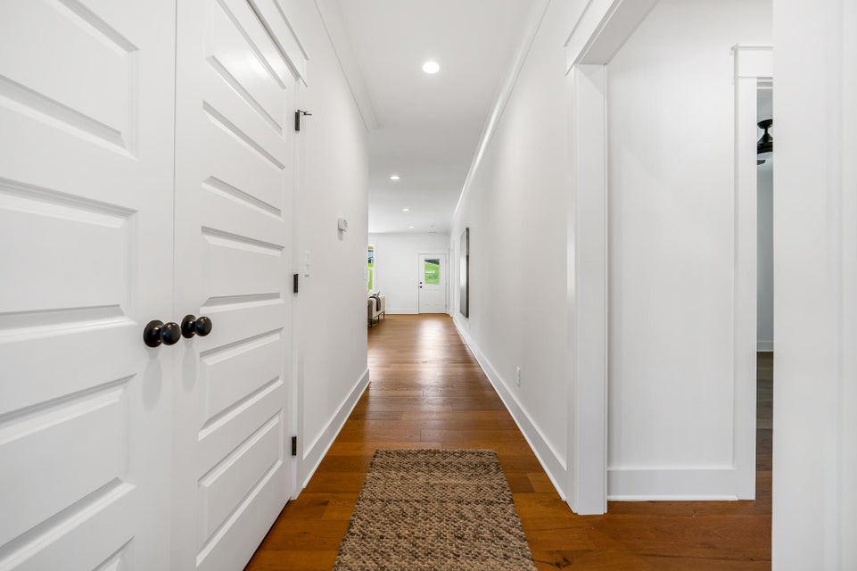 Photo #8: 301 Princeton Gardens Private Drive