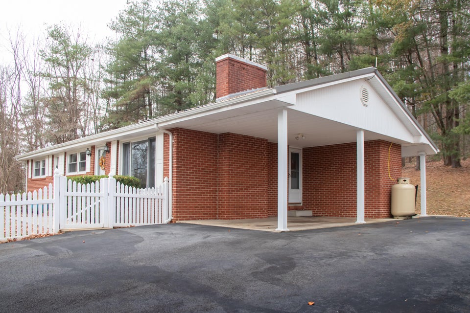 Photo #2: 410 Blakley Drive