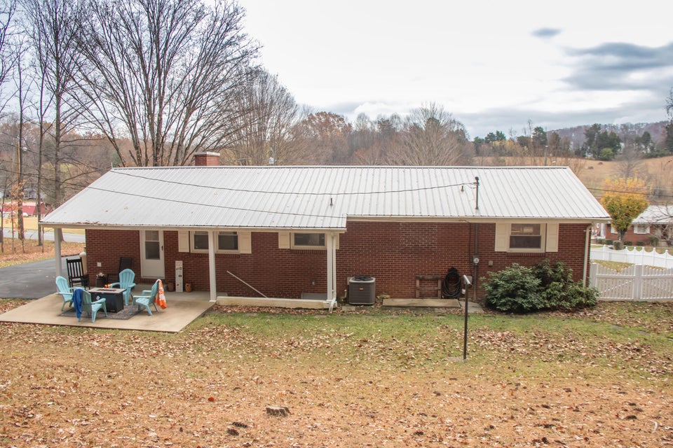 Photo #39: 410 Blakley Drive