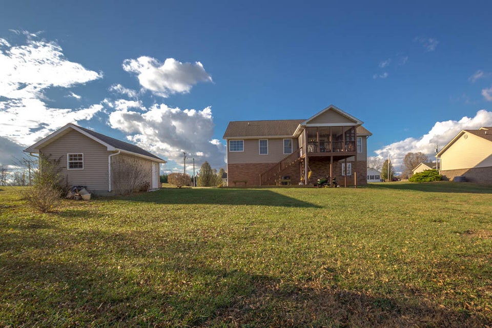 Photo #6: 158 Anderson Street
