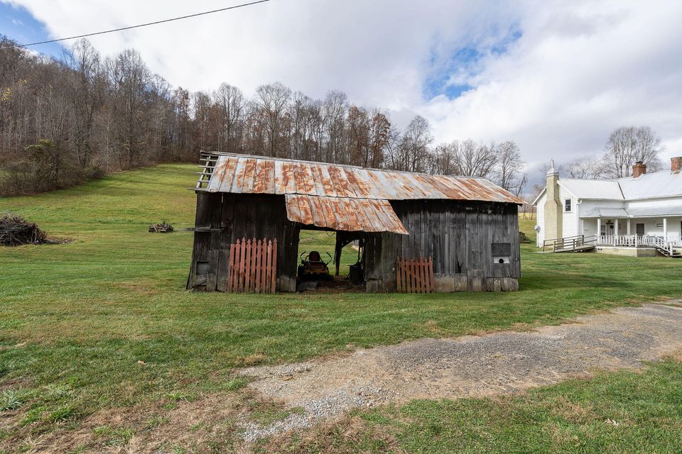 Photo #13: 15394 Tobyhanna Road