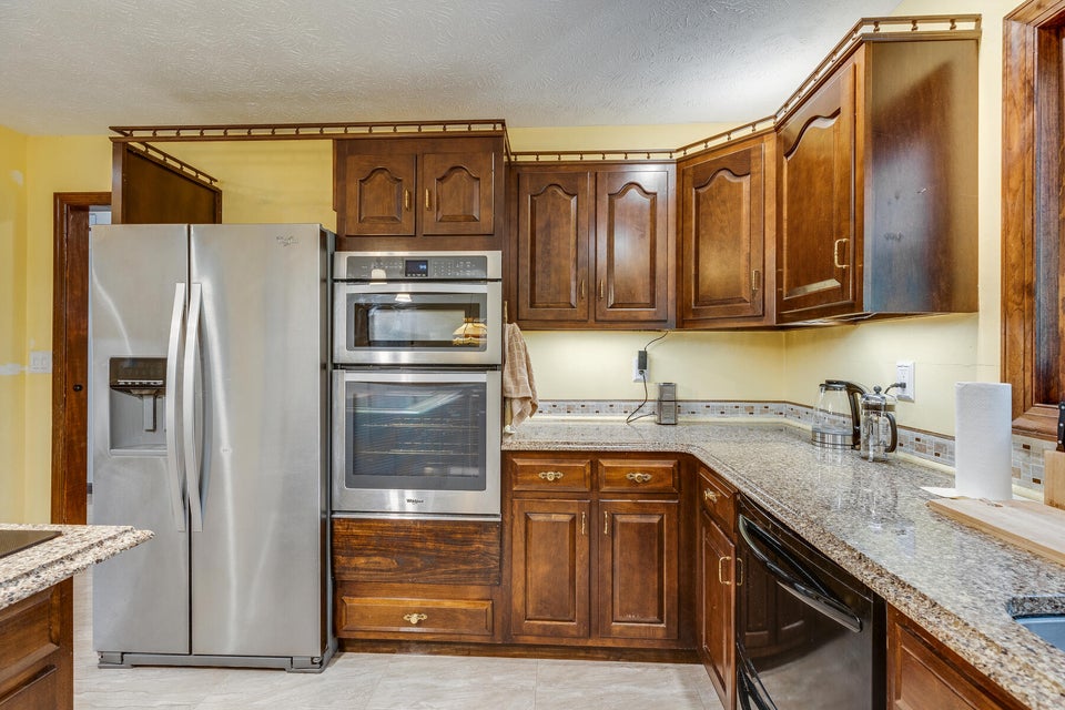 Photo #26: 202 Deer Ridge Court