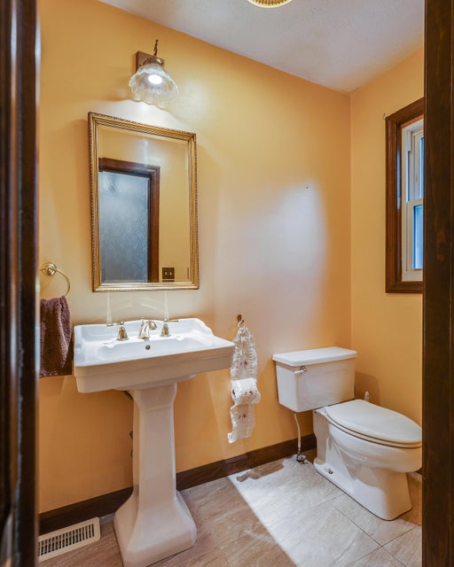 Photo #31: 202 Deer Ridge Court